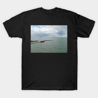 Boat at Colwell Bay Isle of Wight T-Shirt